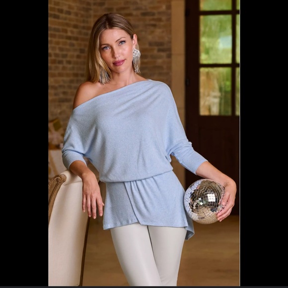 Boston Proper So Soft Asymmetrical Slouchy Turnic Top - Picture 1 of 6